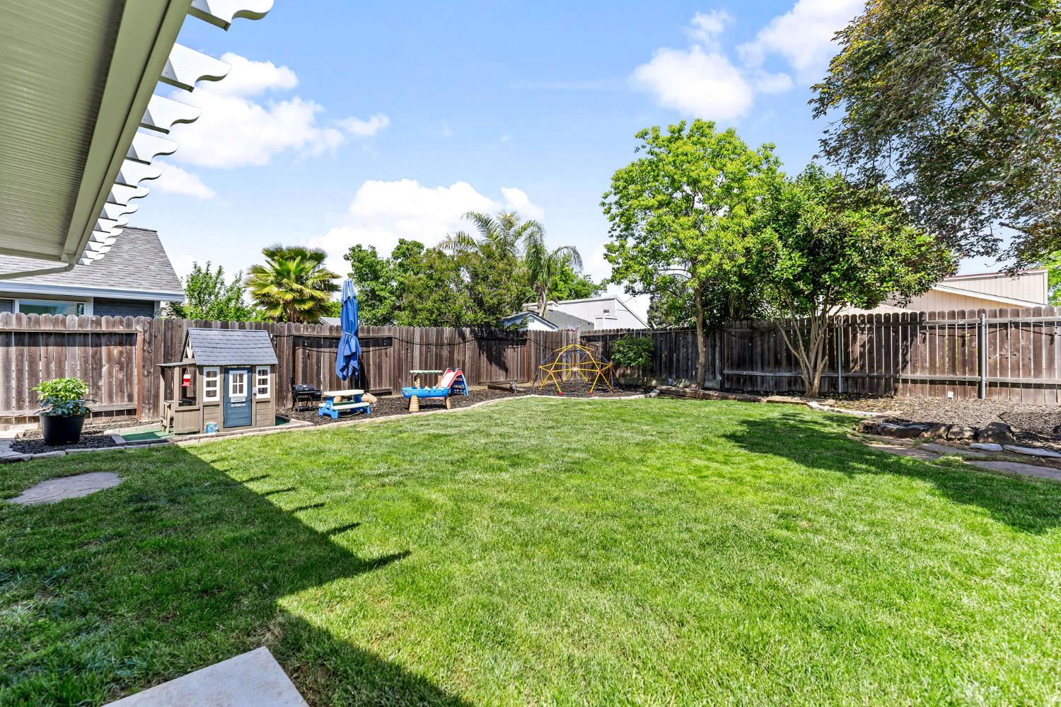 Sandra Court, Lincoln, California image 20