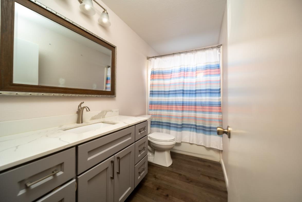 Detail Gallery Image 7 of 25 For 2253 Newbury Cir, Lodi,  CA 95240 - 3 Beds | 2 Baths