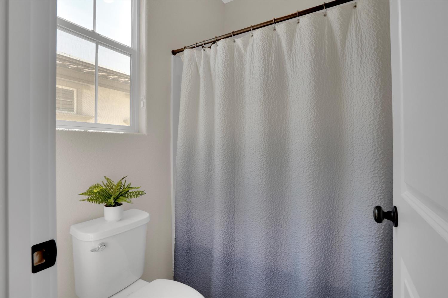 Detail Gallery Image 22 of 45 For 136 E Tuso Ranch Rd, Mountain House,  CA 95391 - 4 Beds | 3 Baths