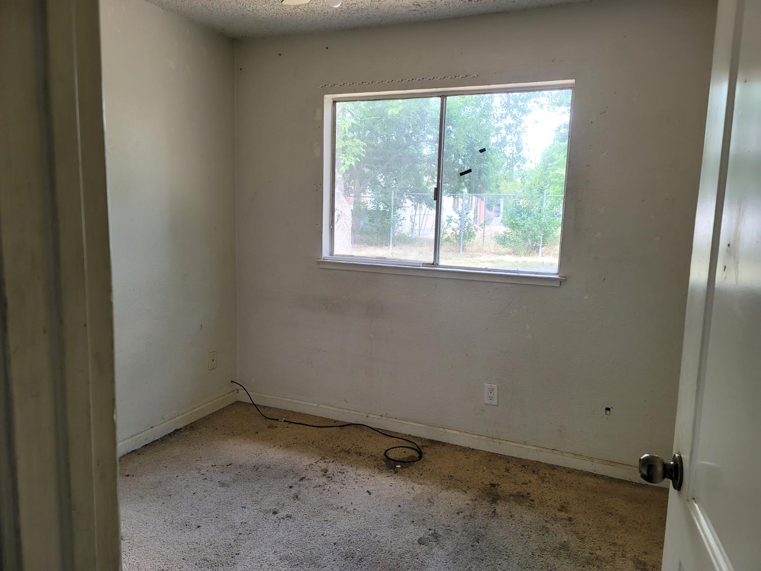 Loorz Court, Sacramento, California image 6