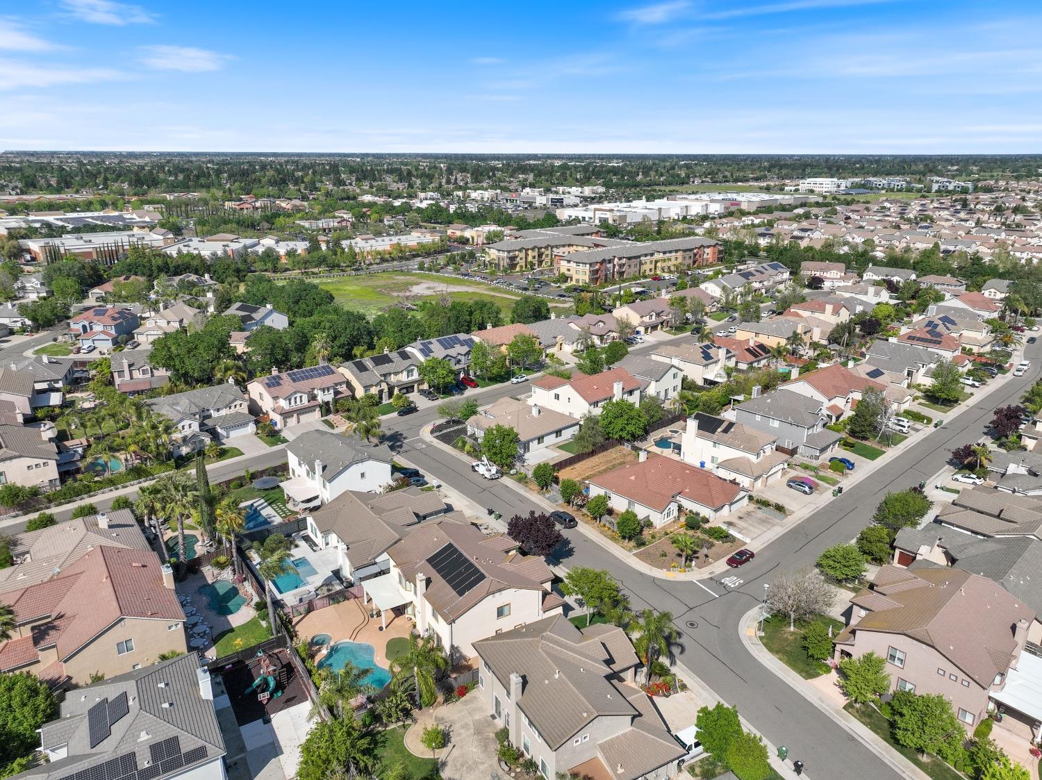 Gladwin Way, Elk Grove, California image 43