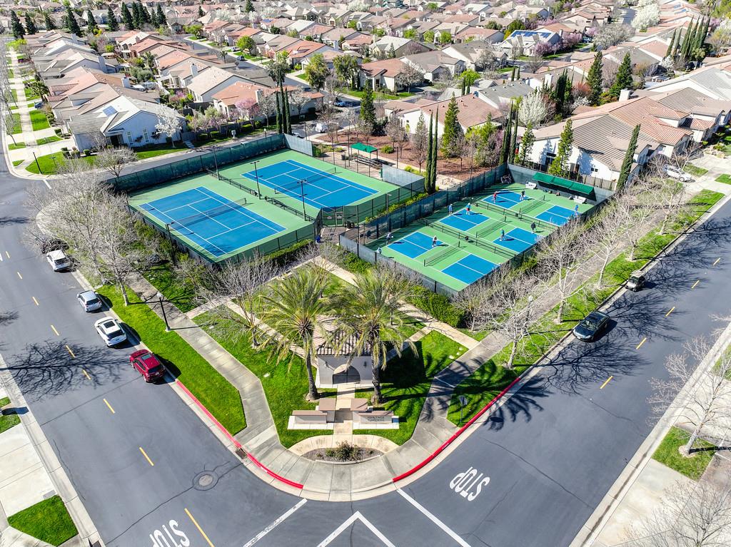 Detail Gallery Image 84 of 99 For 5730 Palmera Ln, Sacramento,  CA 95835 - 2 Beds | 2 Baths
