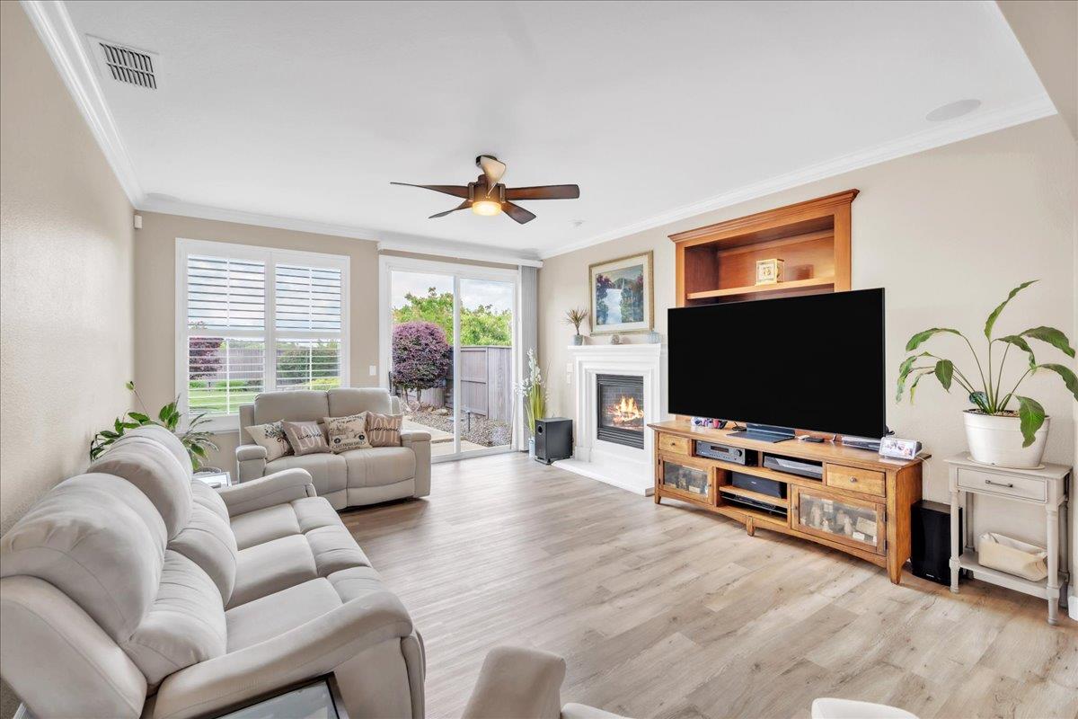 Detail Gallery Image 8 of 40 For 4117 Torrazzo Way, El Dorado Hills,  CA 95762 - 3 Beds | 2 Baths