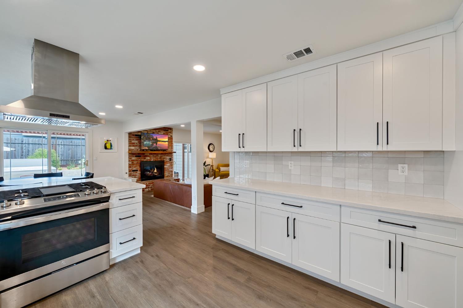 Detail Gallery Image 18 of 46 For 6469 Woodhills Way, Citrus Heights,  CA 95621 - 3 Beds | 2 Baths