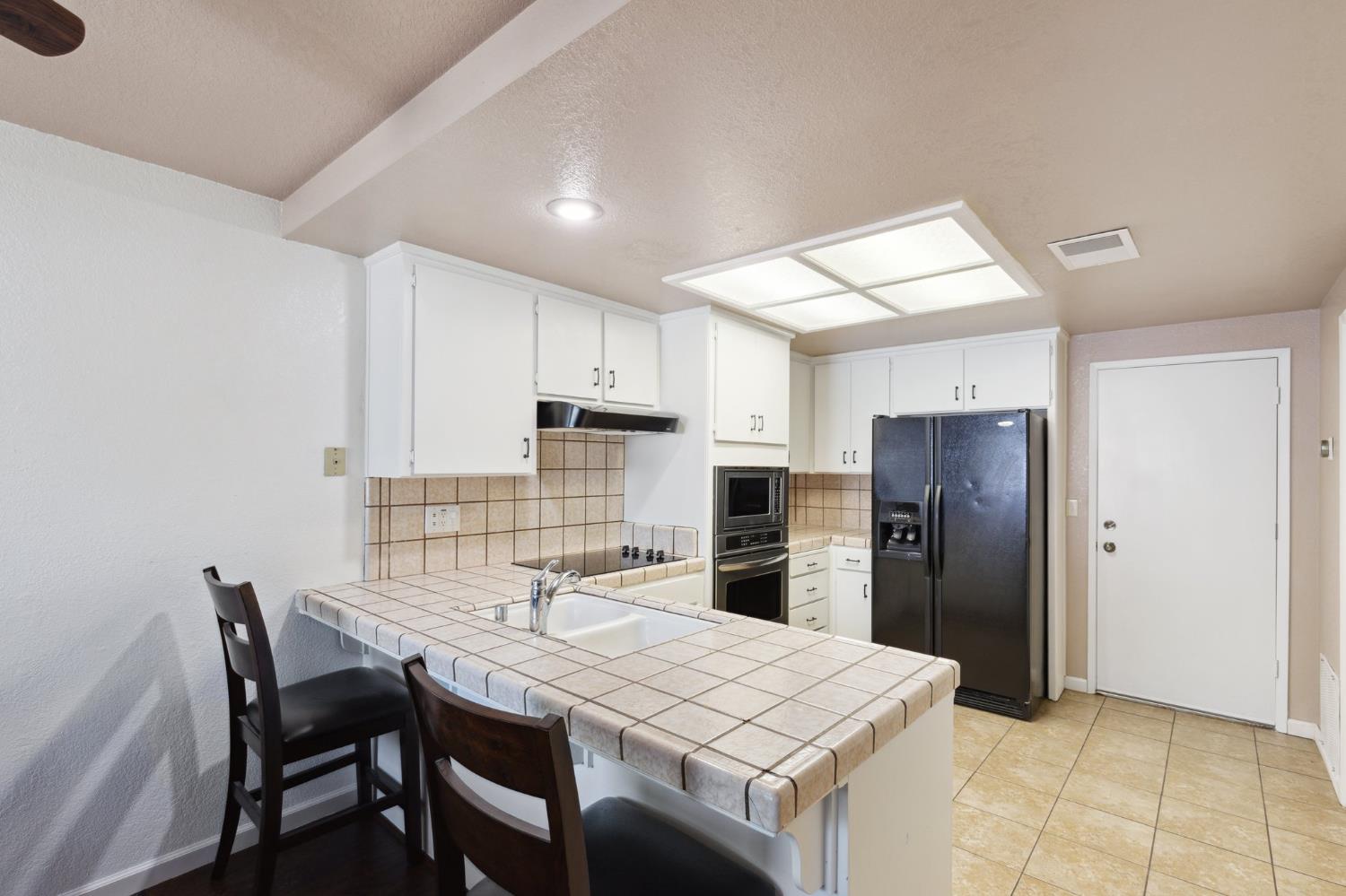 Detail Gallery Image 27 of 34 For 3350 M St #15,  Merced,  CA 95348 - 3 Beds | 2/1 Baths
