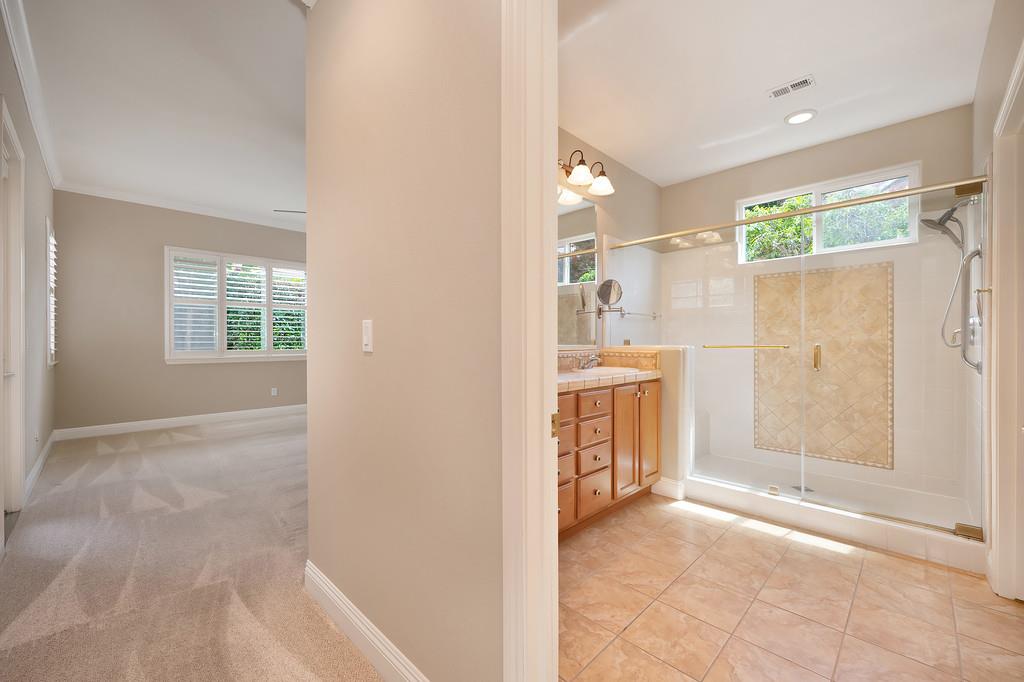 Detail Gallery Image 33 of 99 For 5730 Palmera Ln, Sacramento,  CA 95835 - 2 Beds | 2 Baths