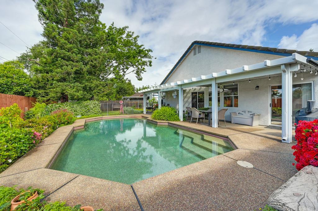 Detail Gallery Image 38 of 46 For 8958 Augustine Ct, Orangevale,  CA 95662 - 3 Beds | 2 Baths