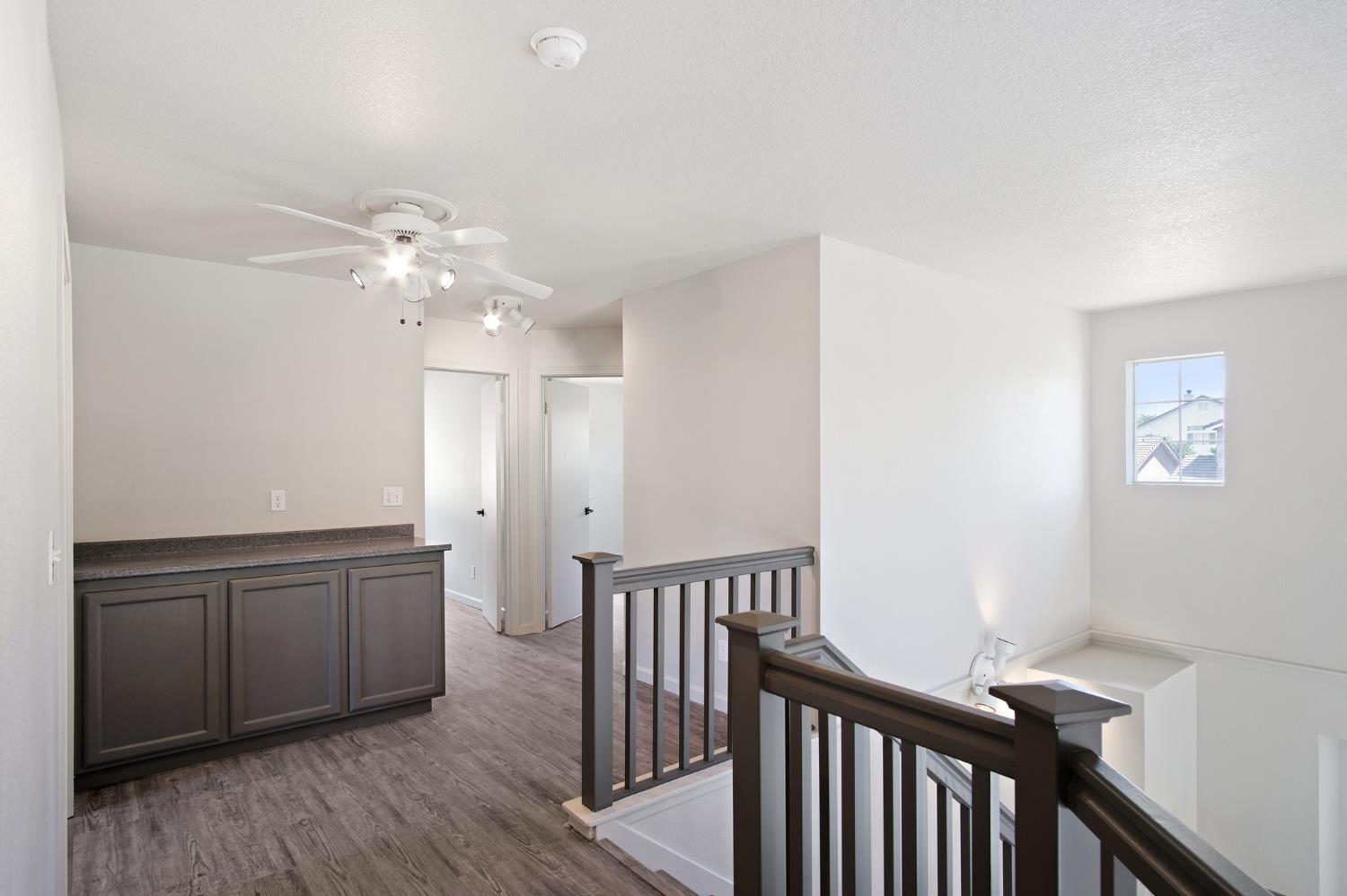 Detail Gallery Image 15 of 27 For 1243 Windham Ct, Tracy,  CA 95377 - 3 Beds | 2/1 Baths