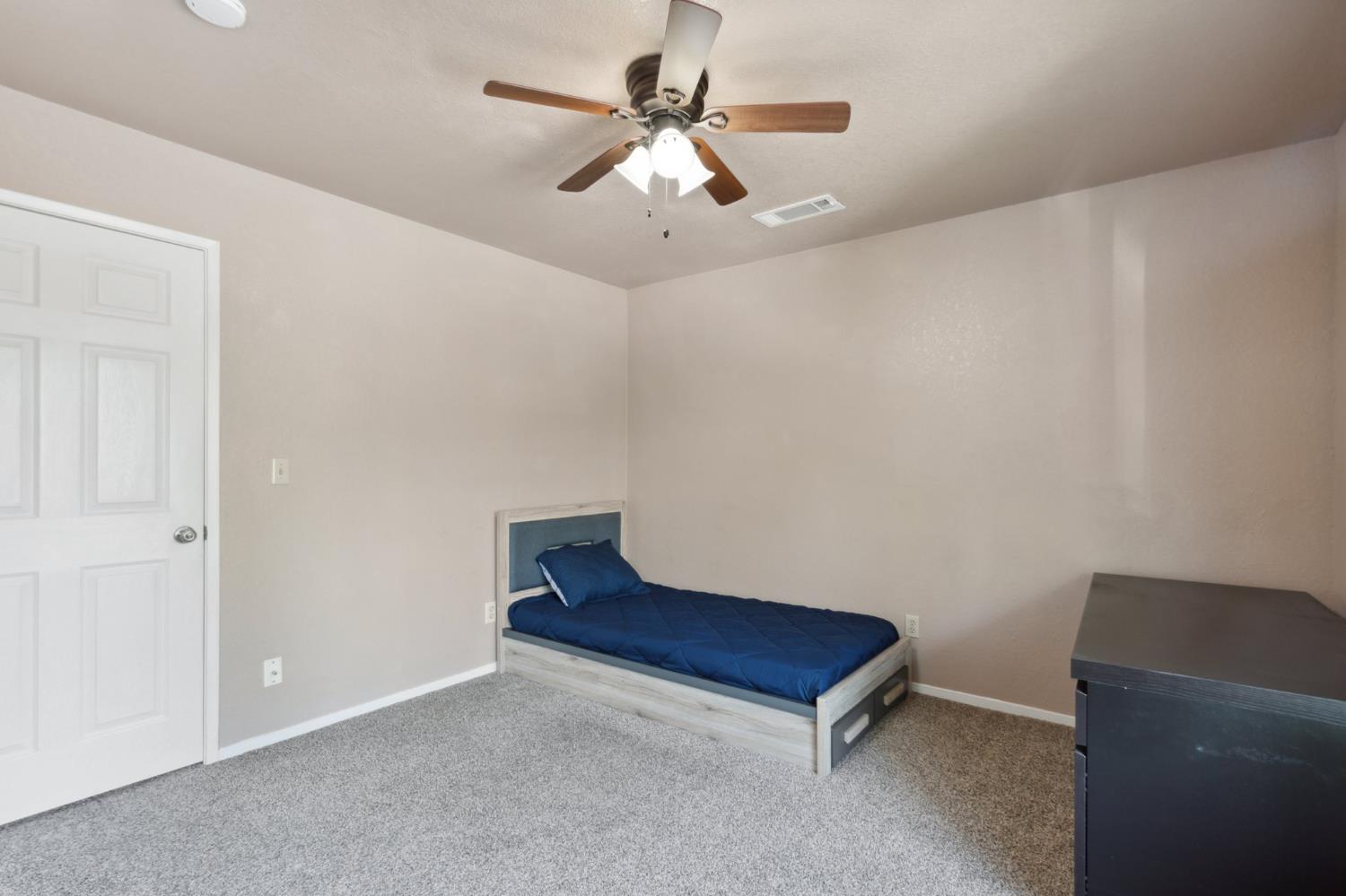 Detail Gallery Image 18 of 34 For 3350 M St #15,  Merced,  CA 95348 - 3 Beds | 2/1 Baths