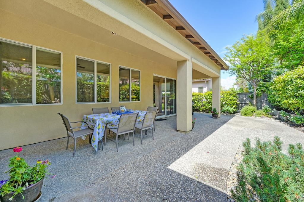Detail Gallery Image 45 of 99 For 5730 Palmera Ln, Sacramento,  CA 95835 - 2 Beds | 2 Baths