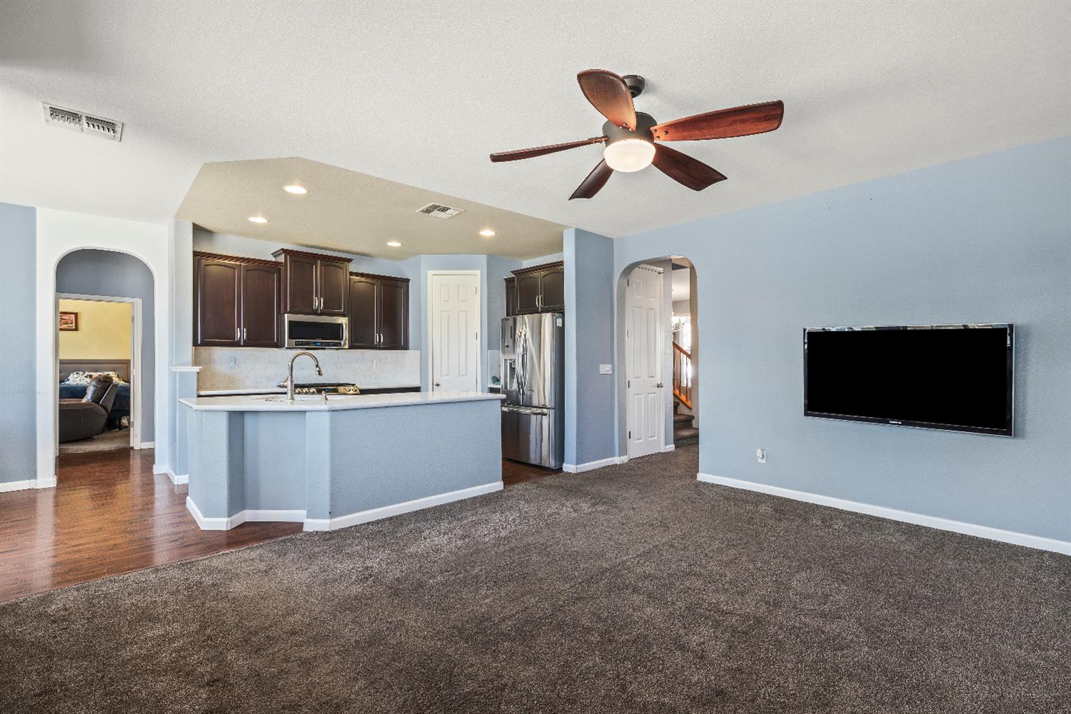 Detail Gallery Image 13 of 43 For 4151 Etoway Way, Rancho Cordova,  CA 95742 - 5 Beds | 3/1 Baths