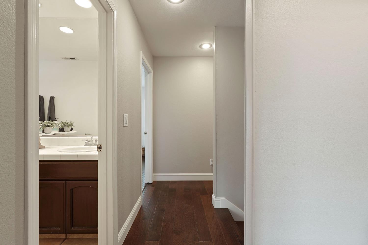 Detail Gallery Image 20 of 50 For 525 Vista Rio Ct, Woodbridge,  CA 95258 - 4 Beds | 3 Baths