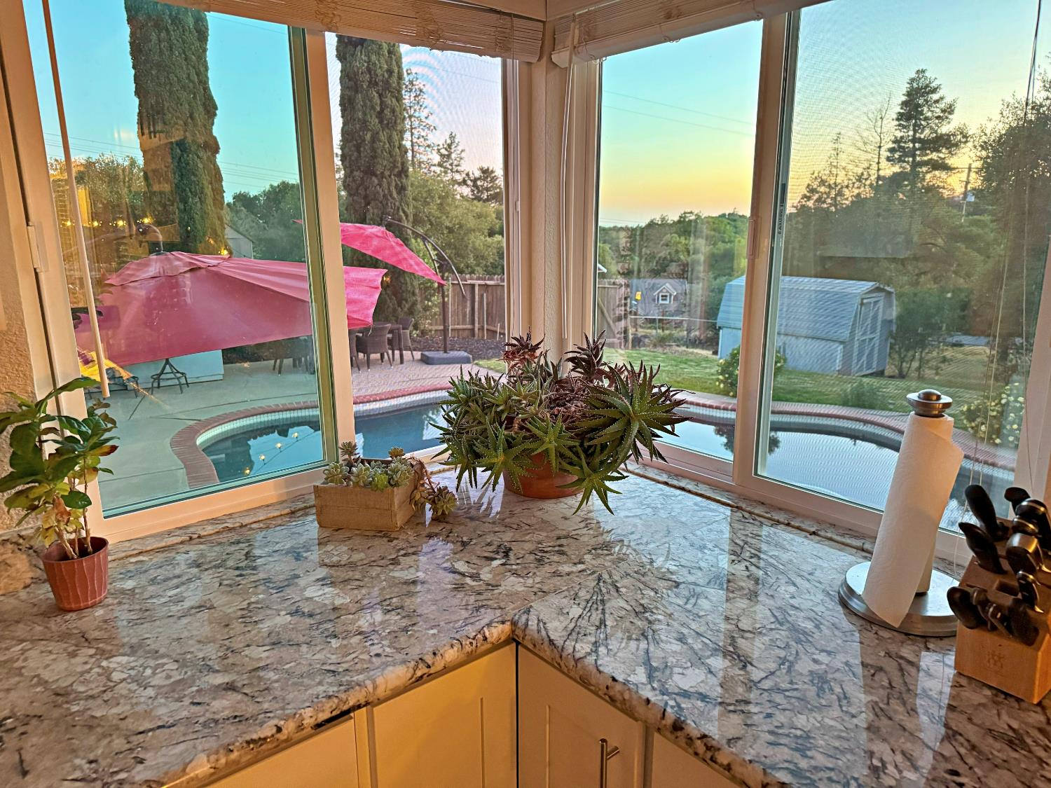 Detail Gallery Image 19 of 47 For 3781 Whispering Pines Ln, Shingle Springs,  CA 95682 - 3 Beds | 2 Baths