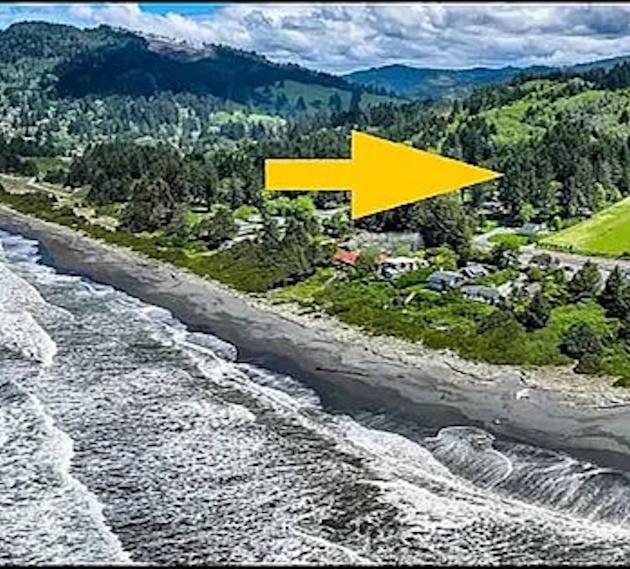 Detail Gallery Image 8 of 27 For 17281 Highway 101 N 4, –,  CA 95567 - 3 Beds | 2 Baths