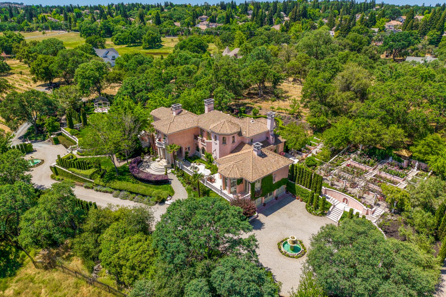 Detail Gallery Image 81 of 88 For 2020 Kaila Way, El Dorado Hills,  CA 95762 - 5 Beds | 6/1 Baths