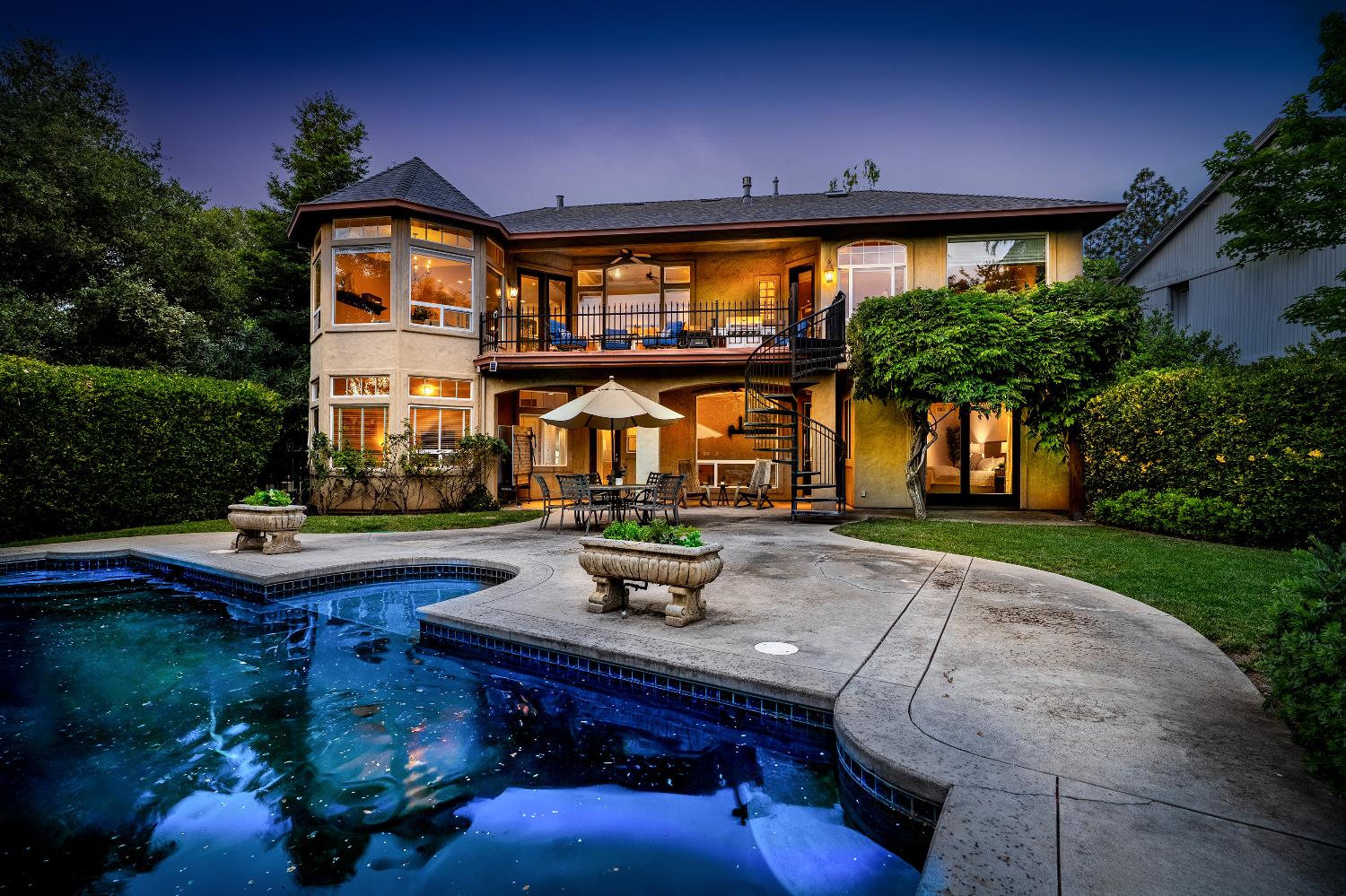 Madrone Court, Auburn, California image 2