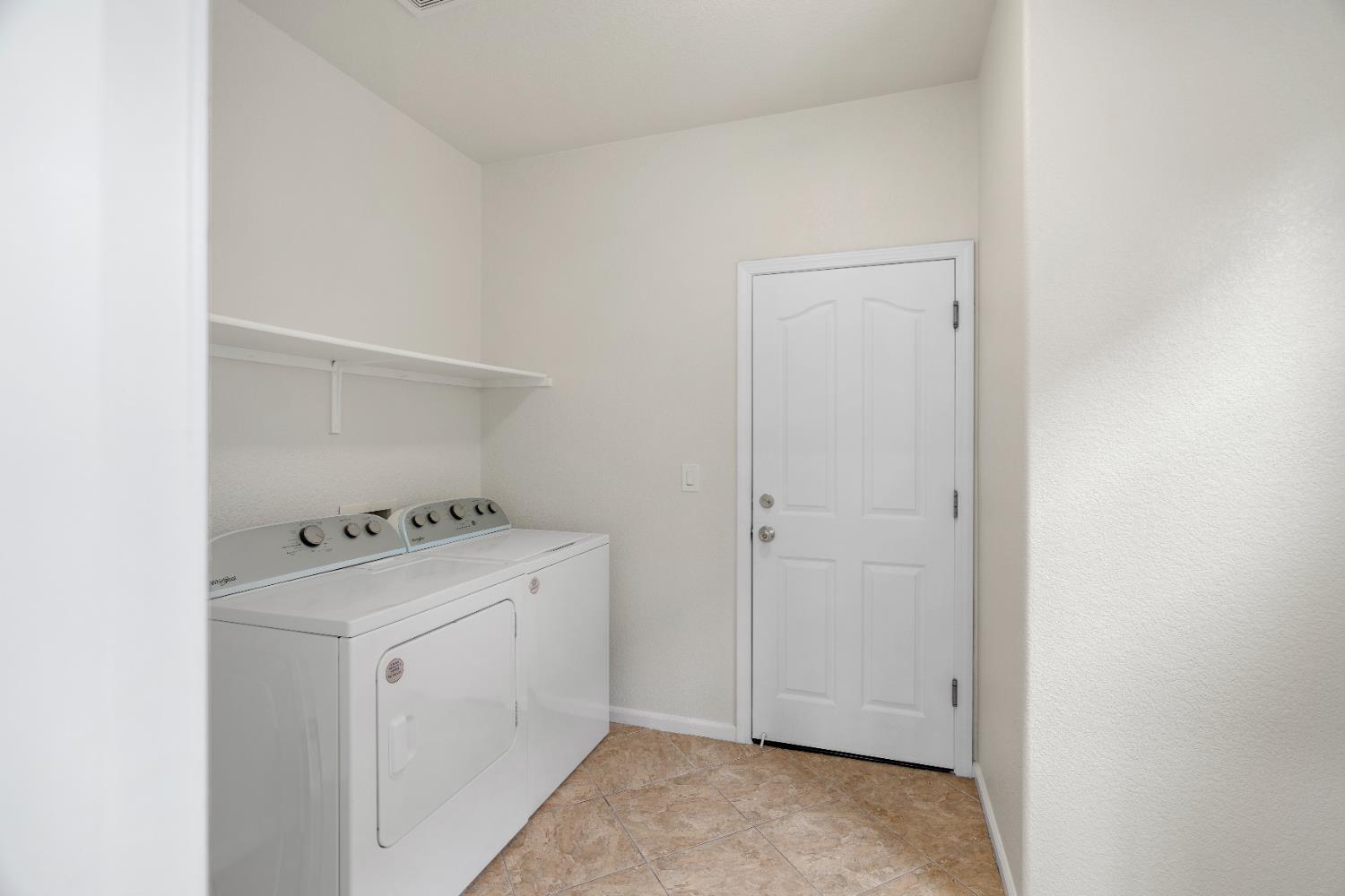 Detail Gallery Image 27 of 39 For 17636 Red Barley Ct, Lathrop,  CA 95330 - 3 Beds | 2/1 Baths