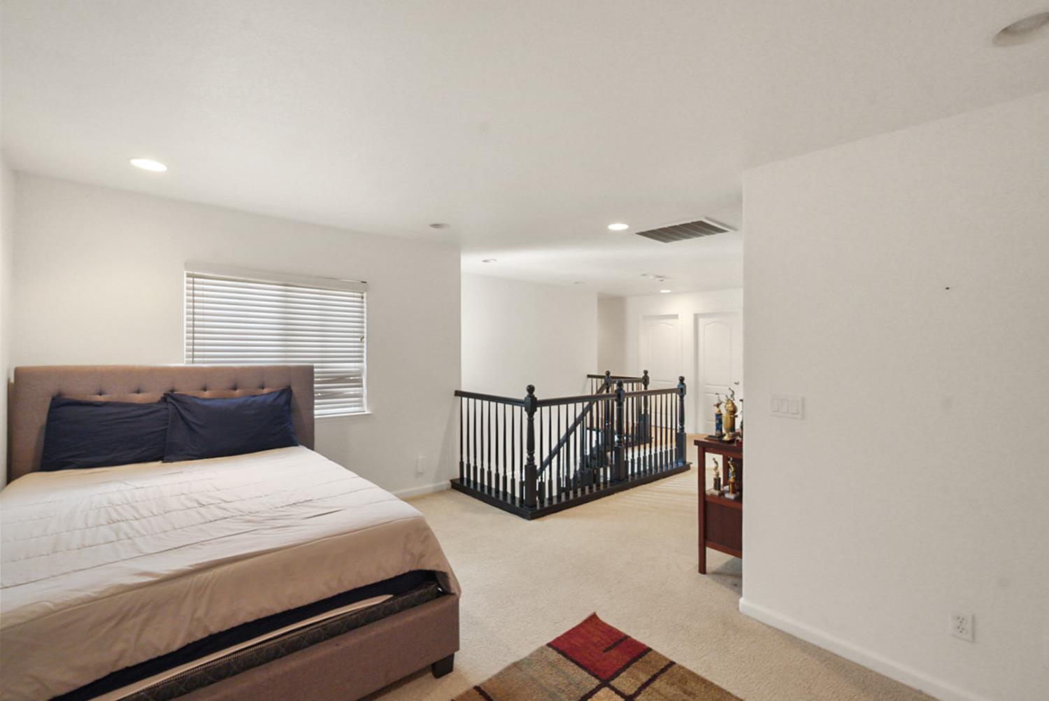 Detail Gallery Image 15 of 36 For 1408 Mendocino Creek Dtive, Patterson,  CA 95363 - 5 Beds | 3/1 Baths