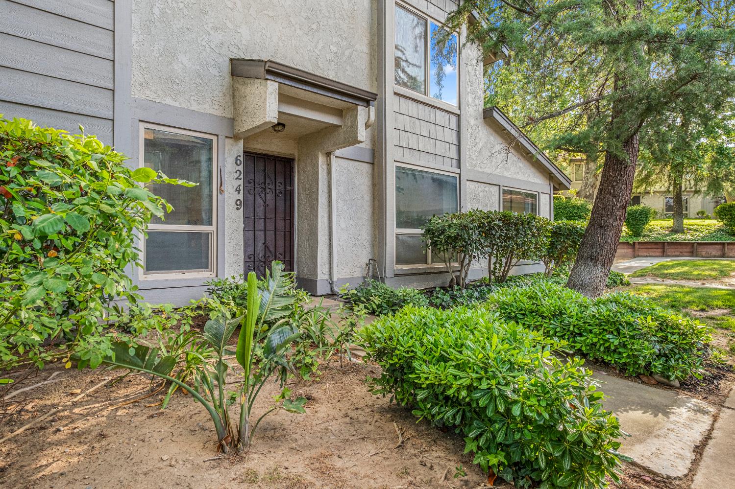 Holly Spring Court, Citrus Heights, California image 4