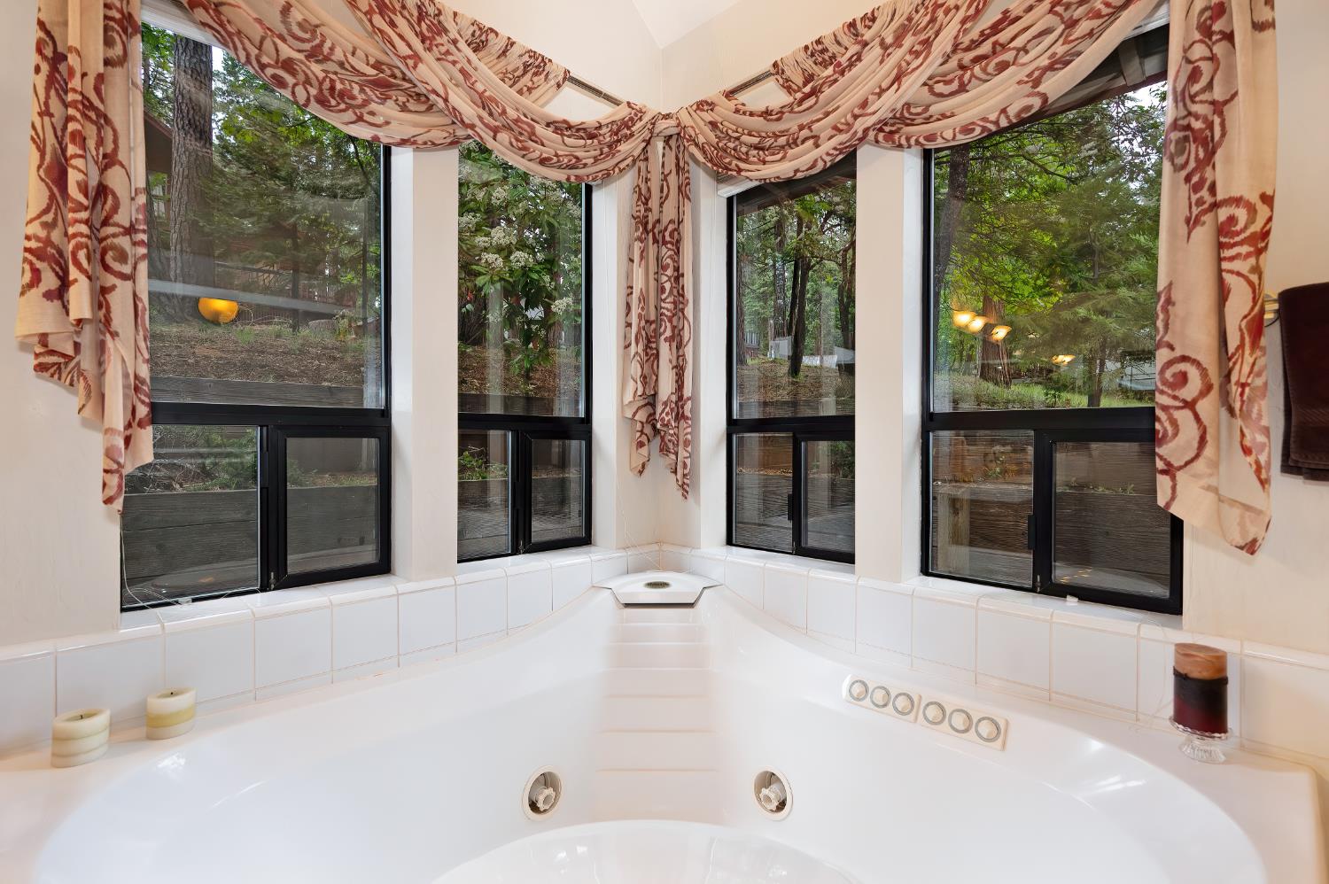 Detail Gallery Image 33 of 54 For 4362 Lakeridge Dr, Pollock Pines,  CA 95726 - 2 Beds | 2 Baths