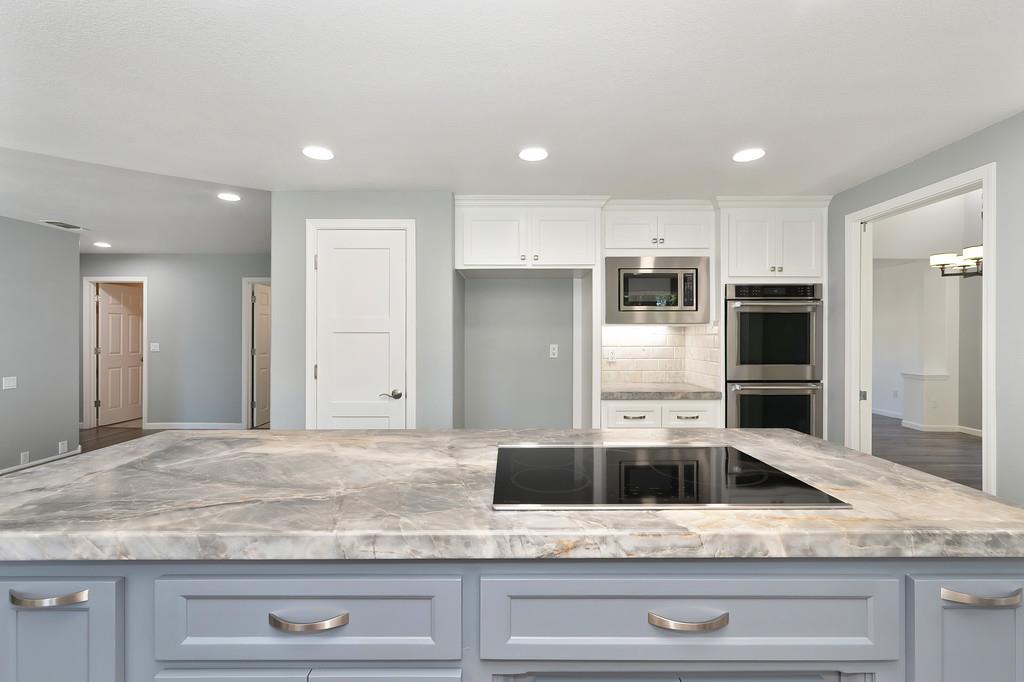 Detail Gallery Image 17 of 74 For 4715 Copperfield Cir, Granite Bay,  CA 95746 - 4 Beds | 3 Baths