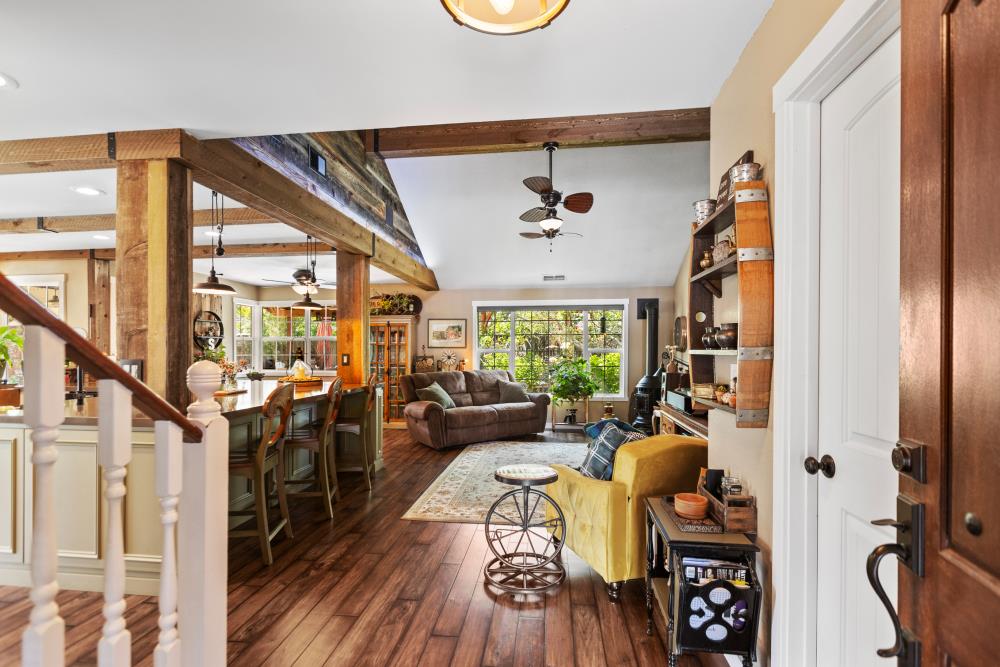 Detail Gallery Image 6 of 99 For 7020 Rathmore Ct, Elk Grove,  CA 95758 - 3 Beds | 2/1 Baths