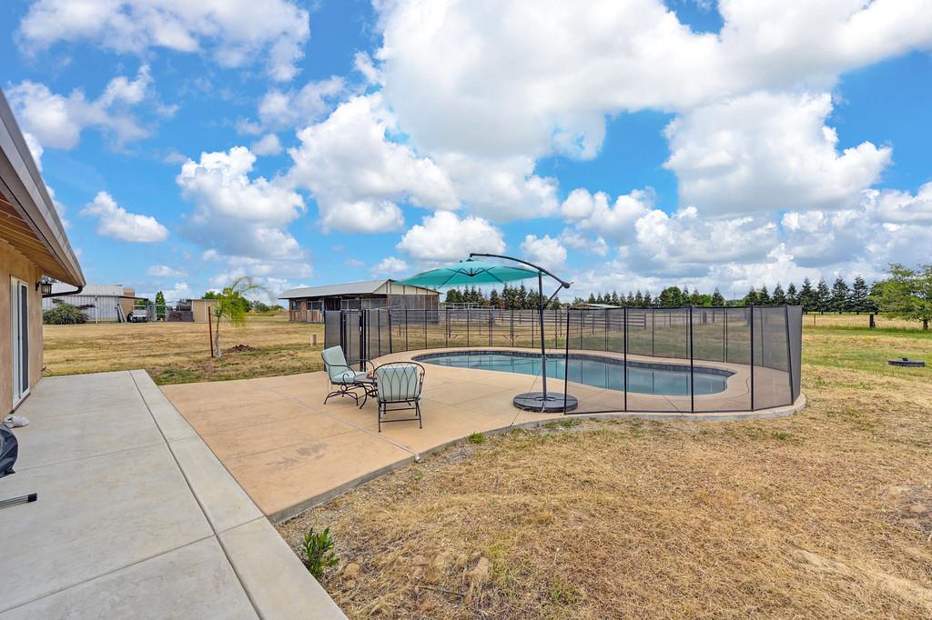 Detail Gallery Image 34 of 87 For 24684 N Watkinson Rd, Acampo,  CA 95220 - 2 Beds | 2 Baths