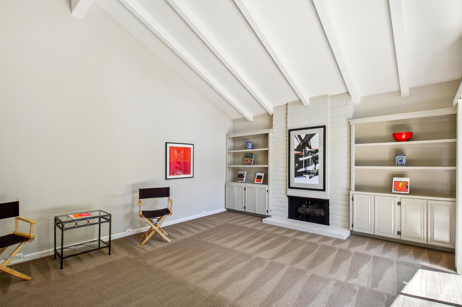 Detail Gallery Image 13 of 59 For 306 East Ranch Rd, Sacramento,  CA 95825 - 2 Beds | 2 Baths