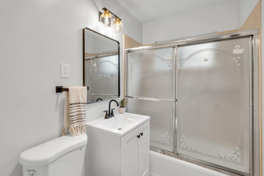 Detail Gallery Image 17 of 26 For 3805 Lankershim Way, North Highlands,  CA 95660 - 3 Beds | 2 Baths