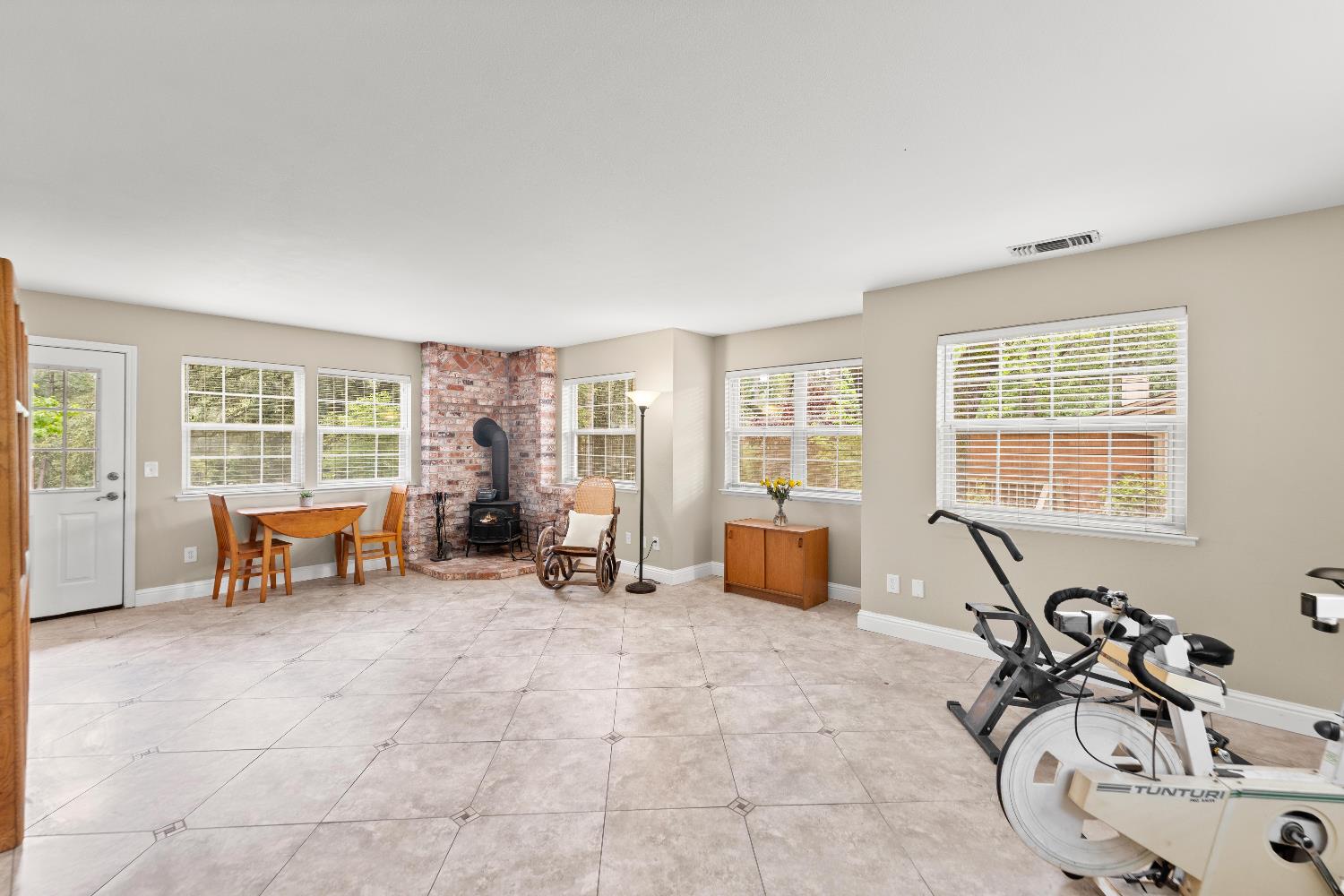 Carrie Drive, Grass Valley, California image 44
