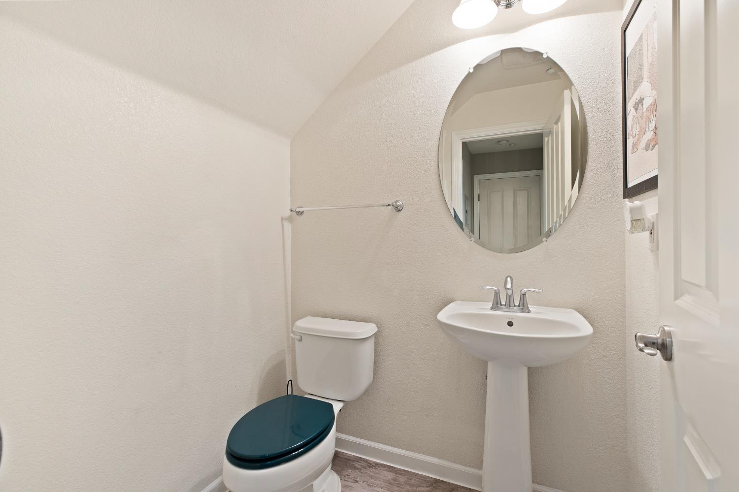 Detail Gallery Image 19 of 44 For 980 Silver Spur Cir #43,  Oakdale,  CA 95361 - 3 Beds | 2/1 Baths