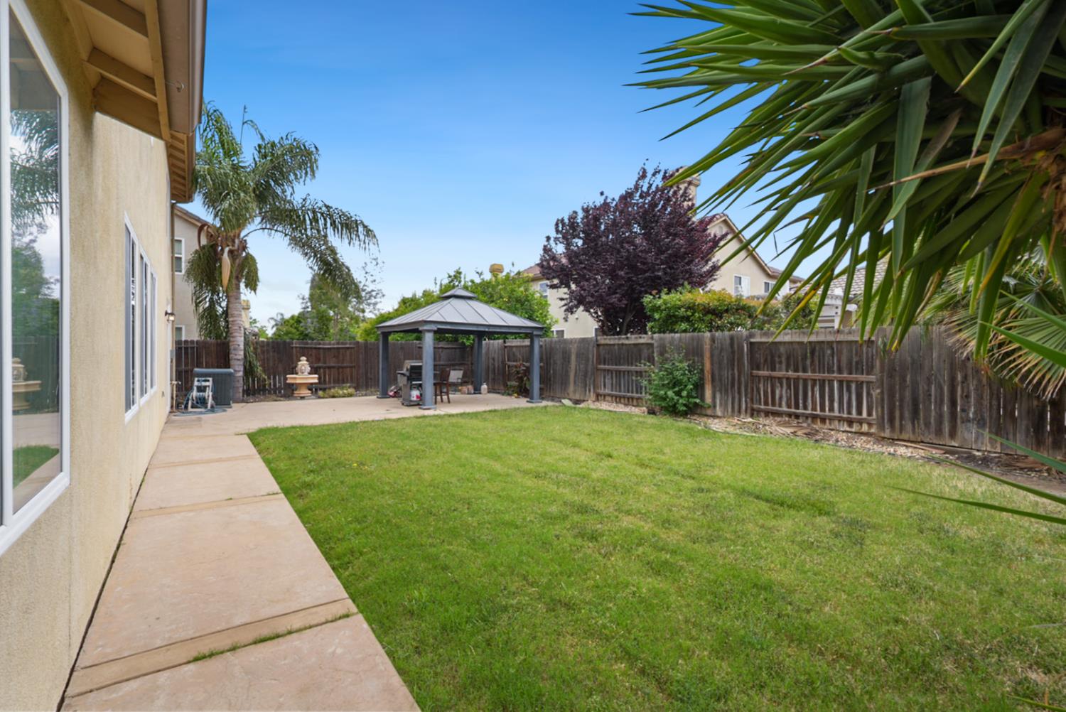 Detail Gallery Image 30 of 36 For 1408 Mendocino Creek Dtive, Patterson,  CA 95363 - 5 Beds | 3/1 Baths
