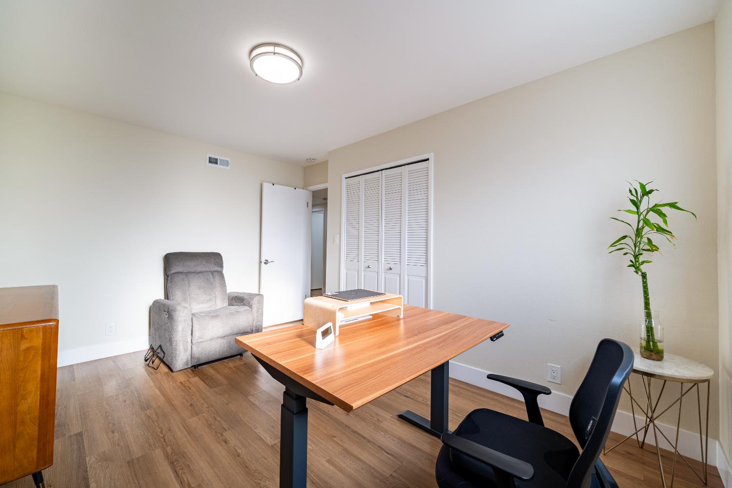 Scripps St, Hayward, California image 28