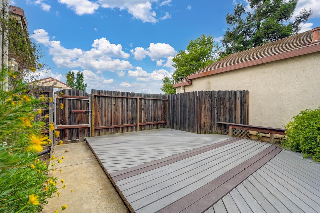 Detail Gallery Image 8 of 78 For 1341 Trevor Ct, Roseville,  CA 95678 - 4 Beds | 2/1 Baths