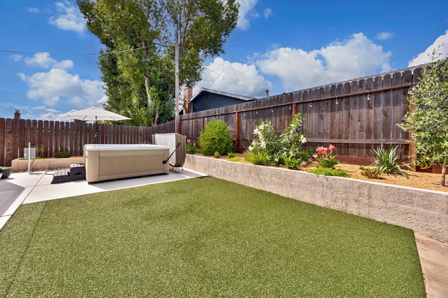 Detail Gallery Image 34 of 46 For 6469 Woodhills Way, Citrus Heights,  CA 95621 - 3 Beds | 2 Baths