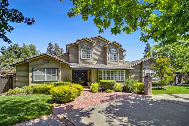 Detail Gallery Image 2 of 82 For 3399 Barberry, Sacramento,  CA 95864 - 5 Beds | 3/2 Baths