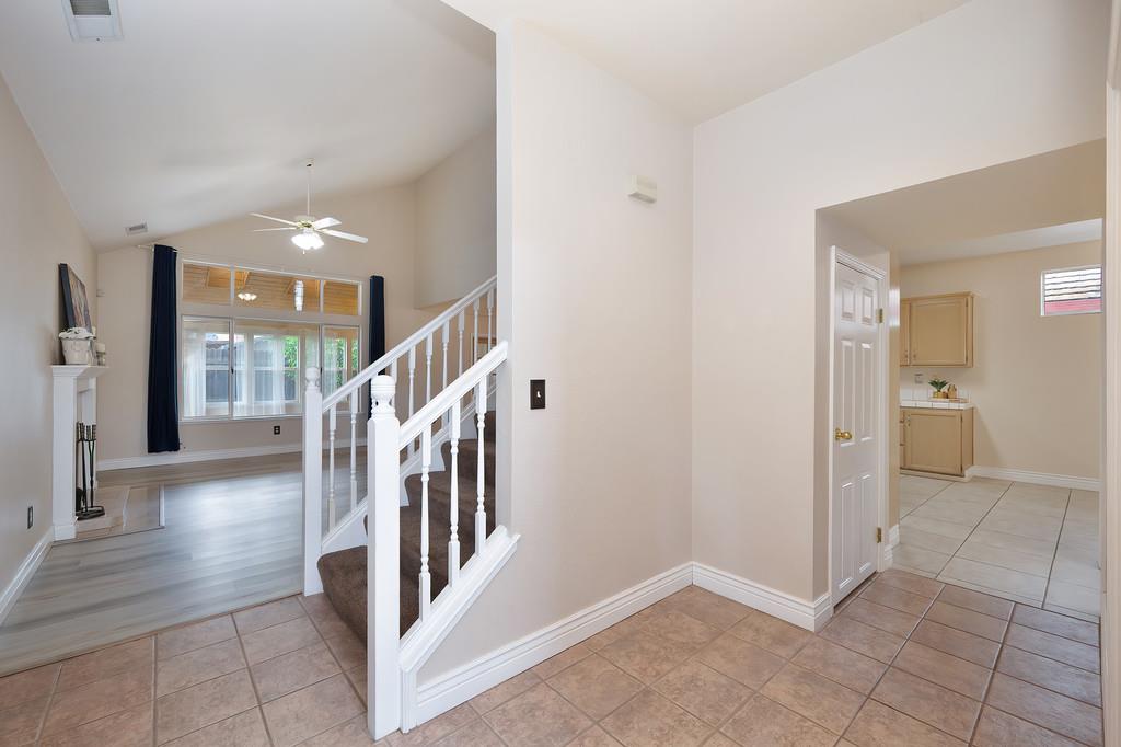 Detail Gallery Image 13 of 78 For 1341 Trevor Ct, Roseville,  CA 95678 - 4 Beds | 2/1 Baths