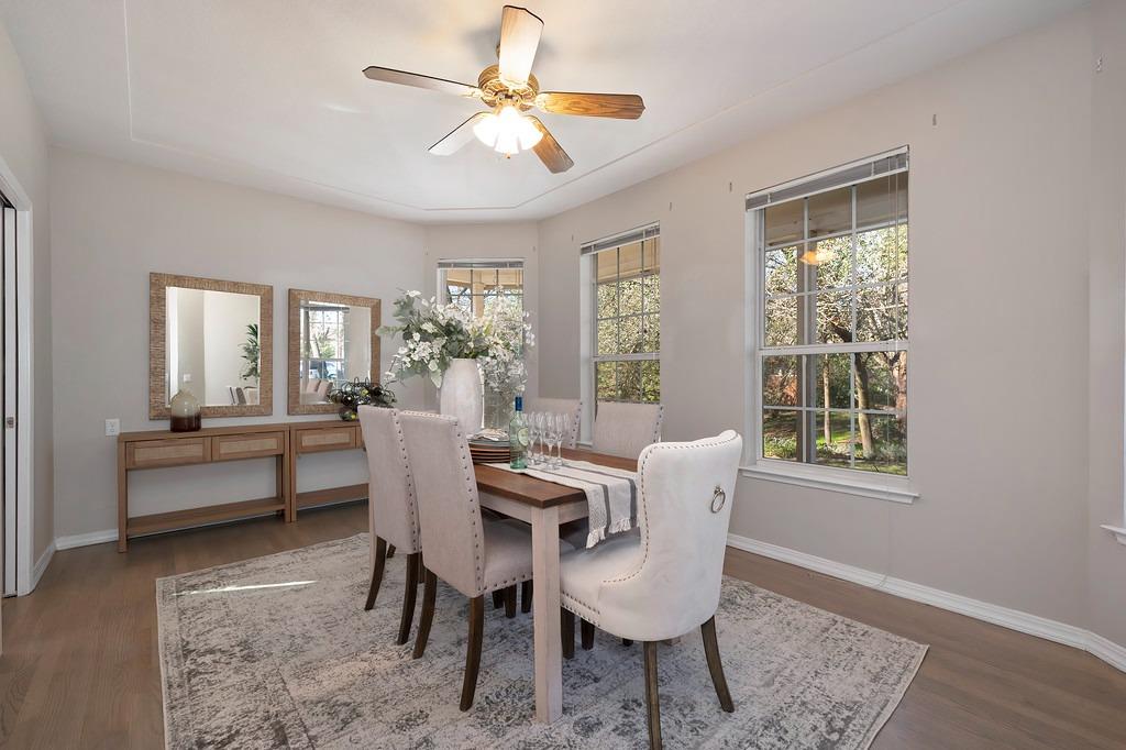 Detail Gallery Image 22 of 92 For 3710 Sutter Hill Ln, Carmichael,  CA 95608 - 4 Beds | 3/1 Baths