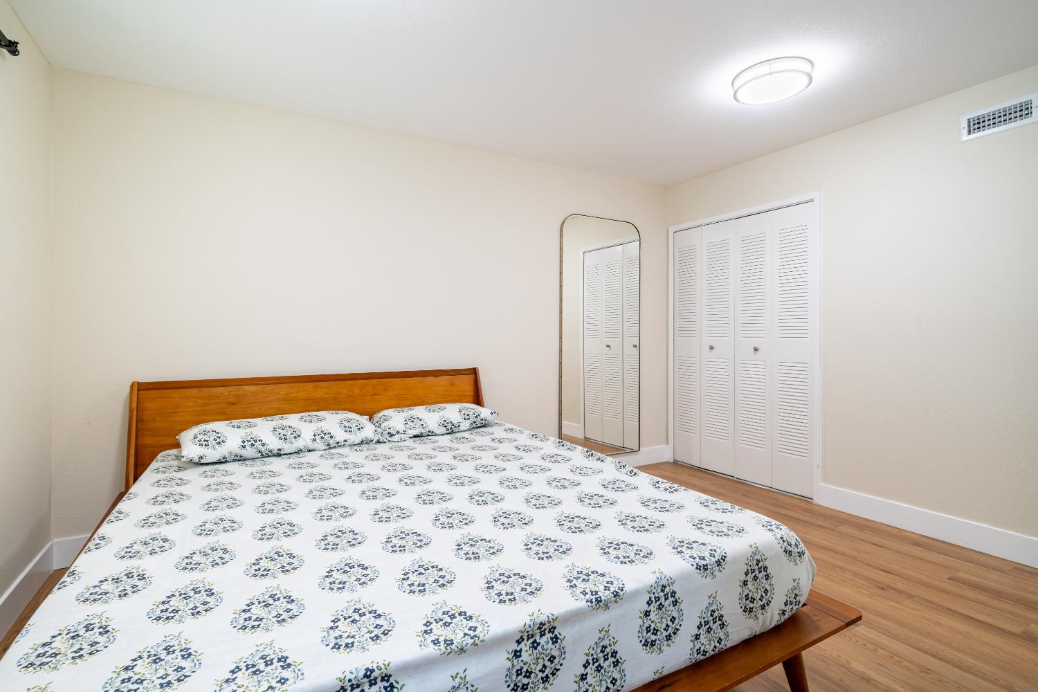 Scripps St, Hayward, California image 22