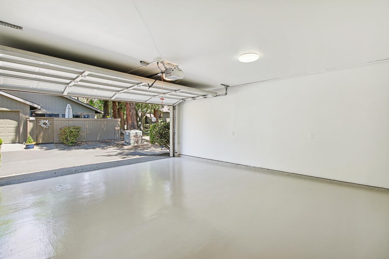 Detail Gallery Image 46 of 59 For 306 East Ranch Rd, Sacramento,  CA 95825 - 2 Beds | 2 Baths
