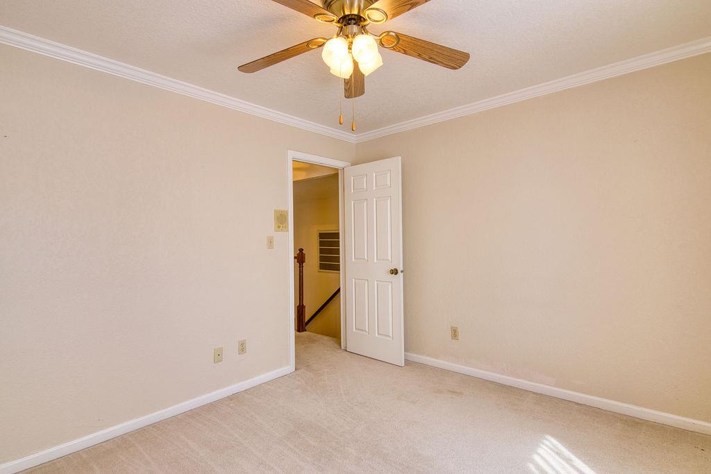 Detail Gallery Image 29 of 41 For 3100 Bridle Path Ln, Modesto,  CA 95356 - 3 Beds | 2/1 Baths