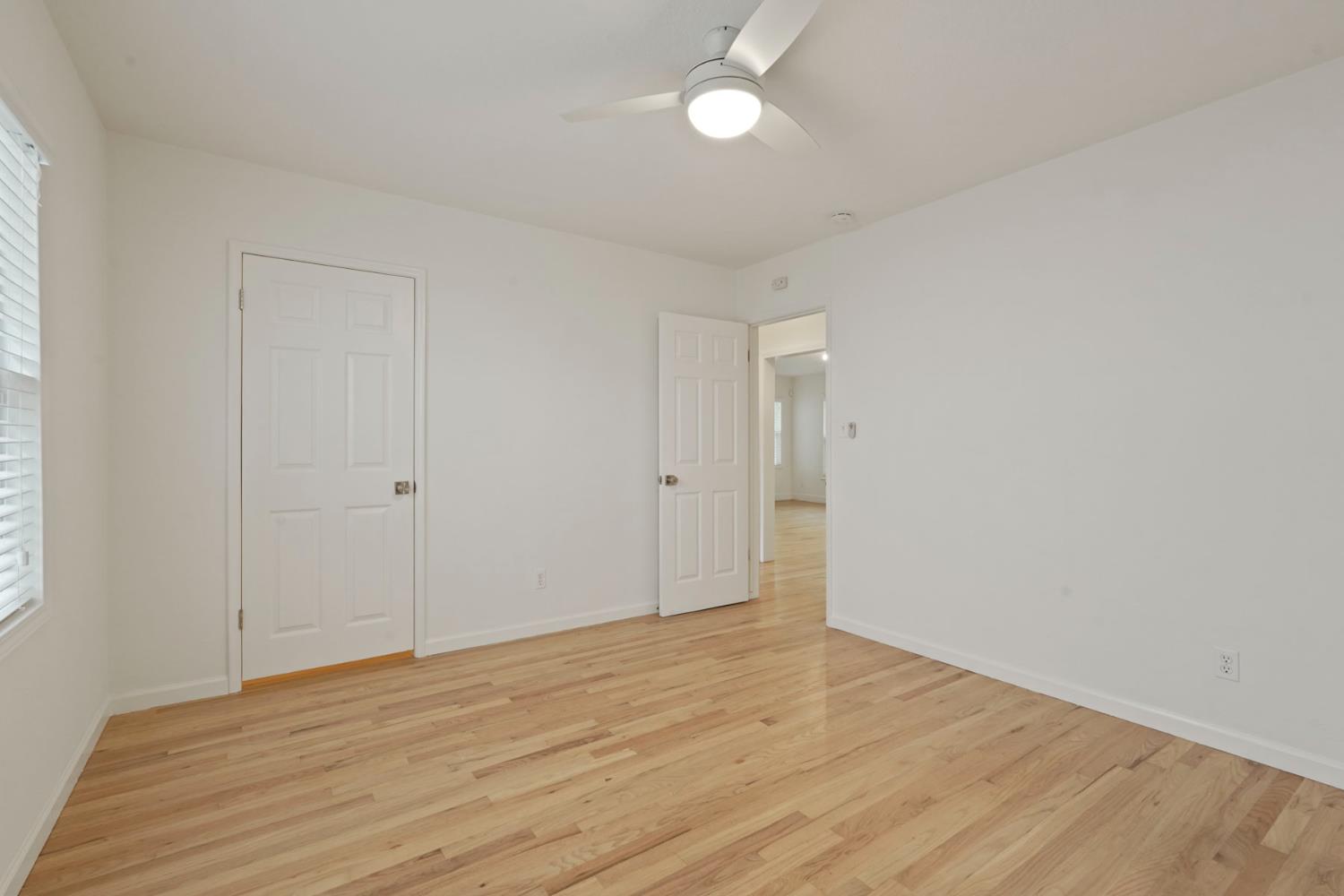 Detail Gallery Image 31 of 49 For 205 S Crescent Ave, Lodi,  CA 95240 - 3 Beds | 2 Baths