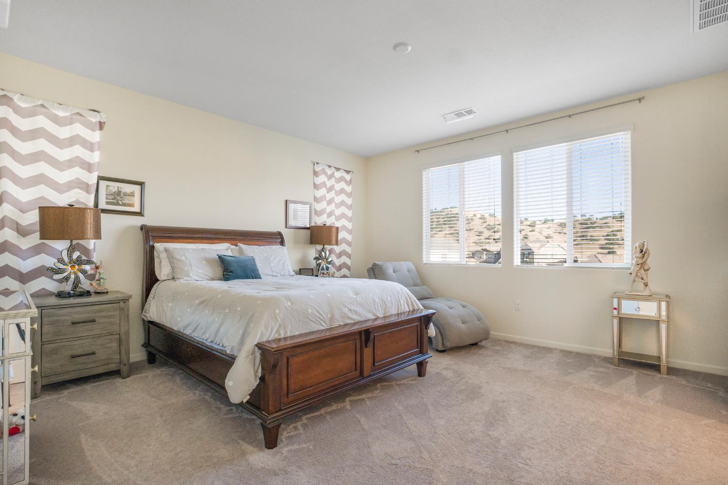 Detail Gallery Image 16 of 29 For 21244 Grapevine, Patterson,  CA 95363 - 4 Beds | 3 Baths