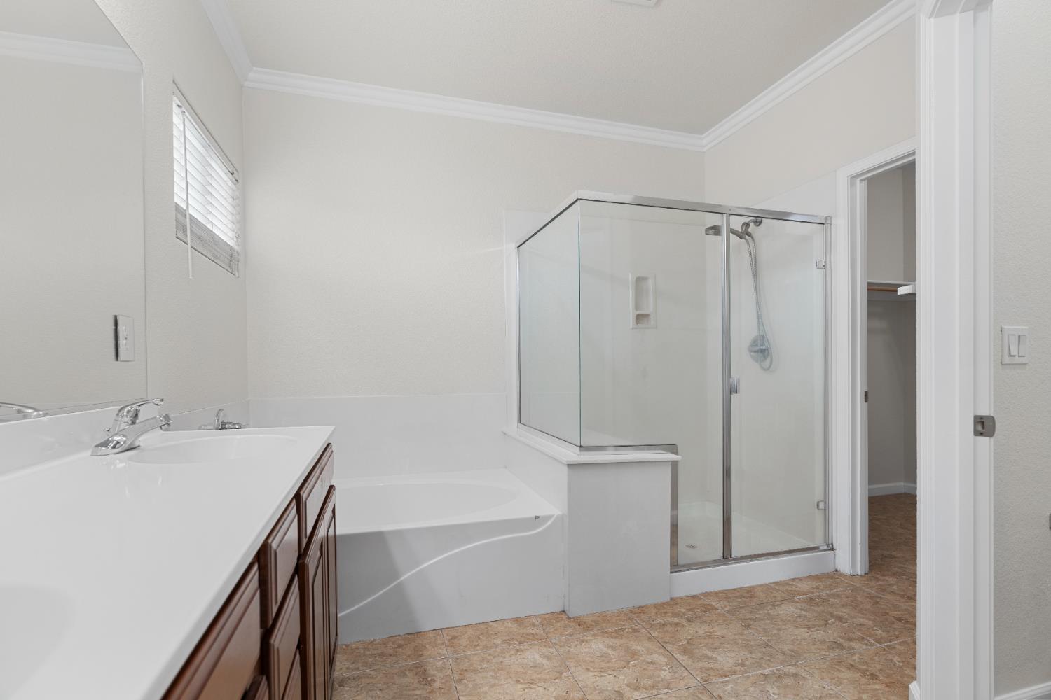 Detail Gallery Image 21 of 39 For 17636 Red Barley Ct, Lathrop,  CA 95330 - 3 Beds | 2/1 Baths