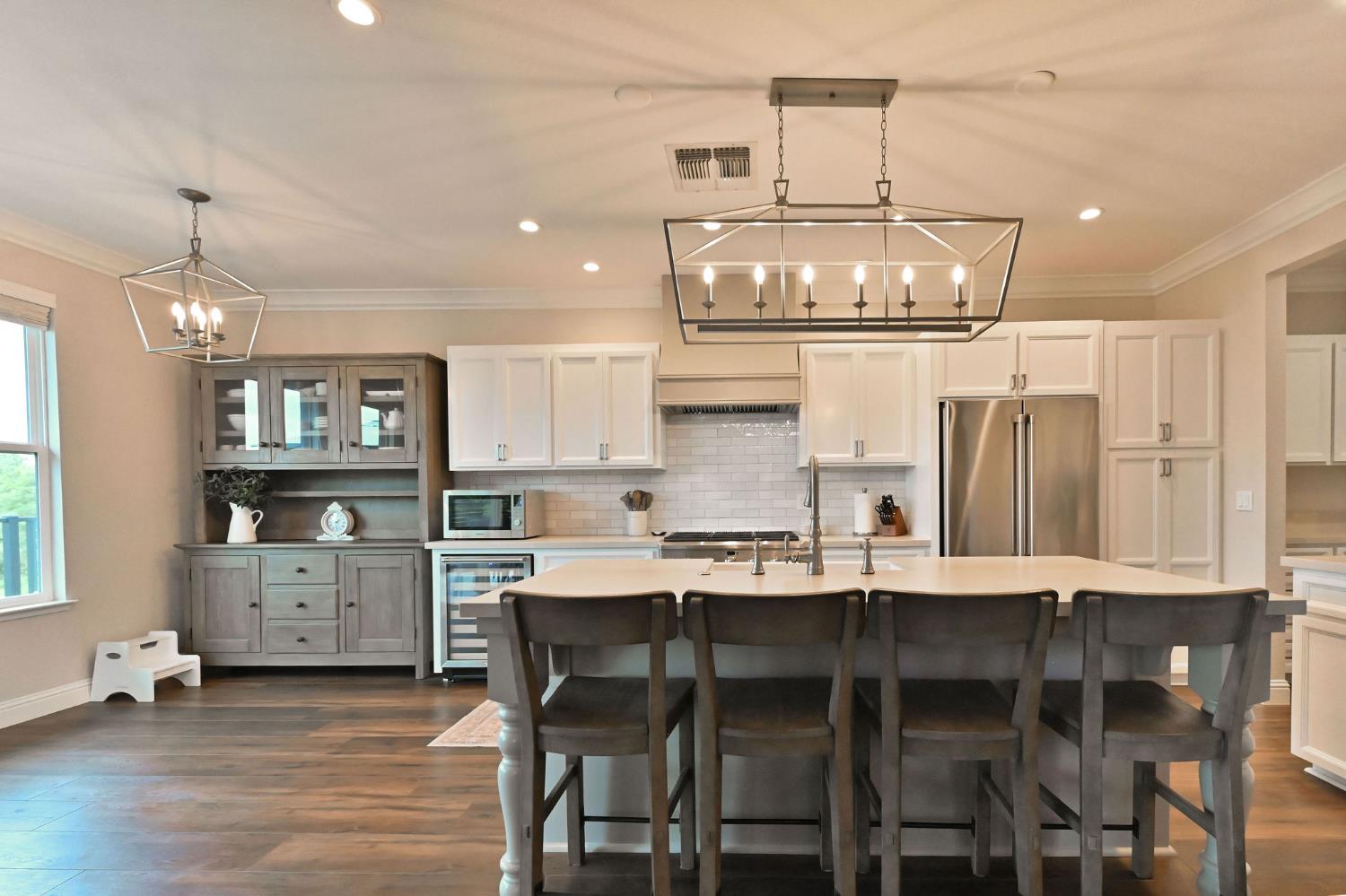 Detail Gallery Image 5 of 98 For 259 Pointe Dr, Angels Camp,  CA 95222 - 3 Beds | 3 Baths