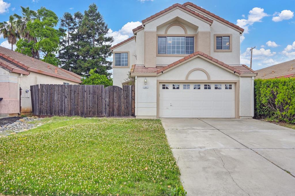 Detail Gallery Image 1 of 78 For 1341 Trevor Ct, Roseville,  CA 95678 - 4 Beds | 2/1 Baths