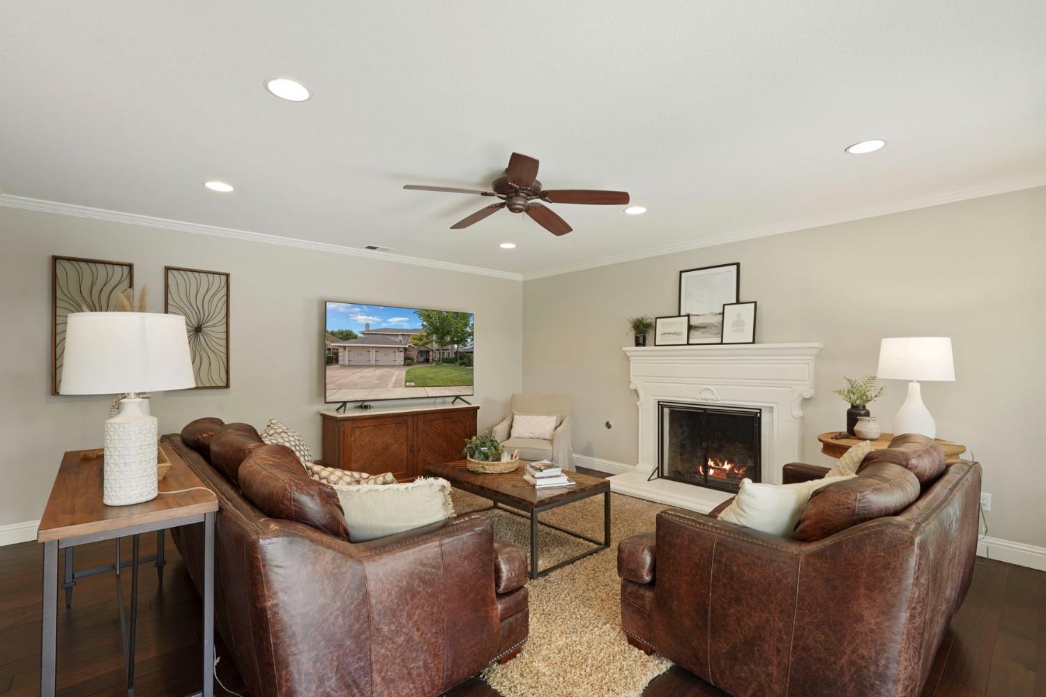 Detail Gallery Image 5 of 50 For 525 Vista Rio Ct, Woodbridge,  CA 95258 - 4 Beds | 3 Baths