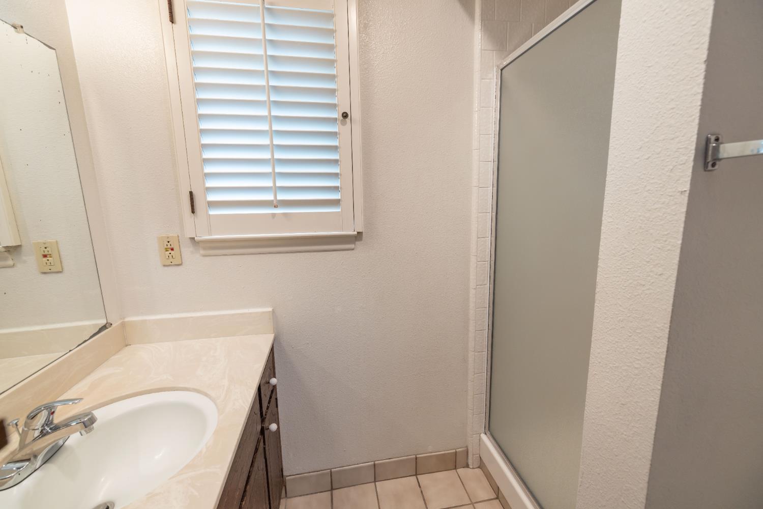 Detail Gallery Image 26 of 52 For 1917 Santa Fe Dr, Stockton,  CA 95209 - 4 Beds | 3 Baths