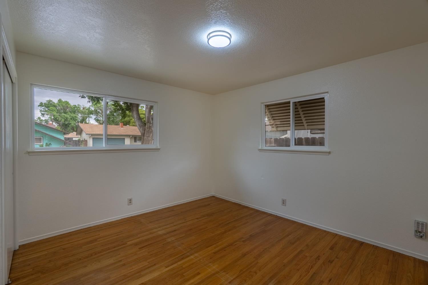 Detail Gallery Image 16 of 26 For 1610 Maplewood Dr, Modesto,  CA 95350 - 3 Beds | 2 Baths
