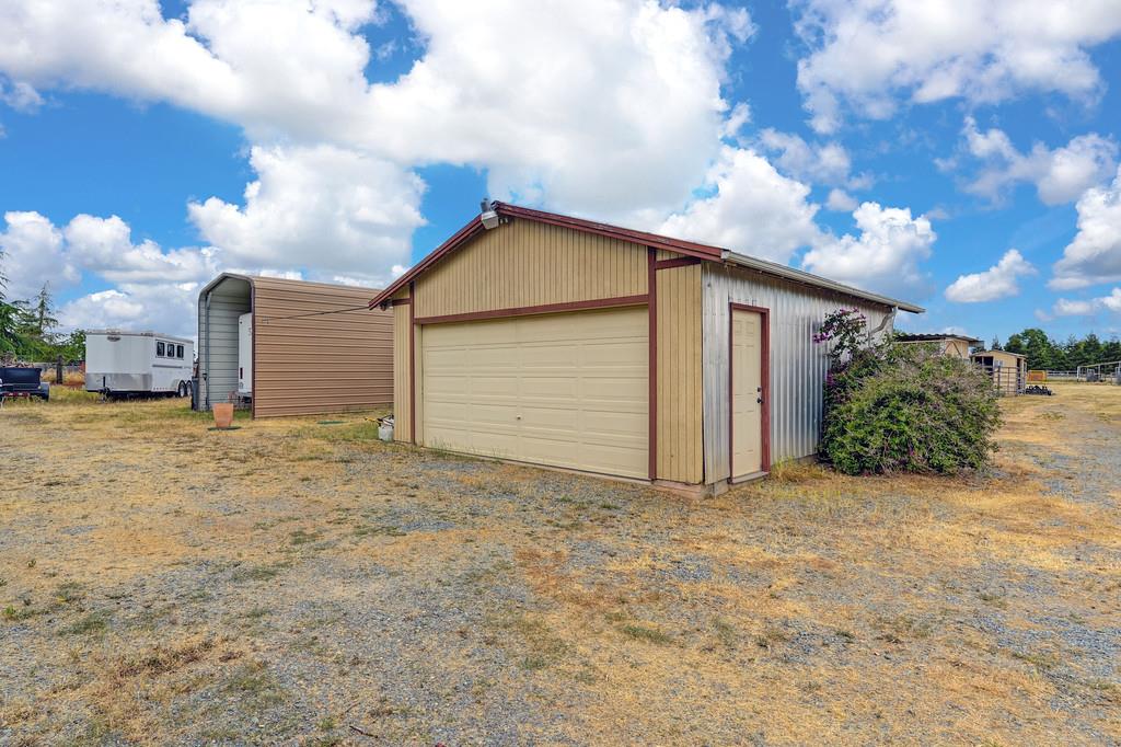 Detail Gallery Image 41 of 87 For 24684 N Watkinson Rd, Acampo,  CA 95220 - 2 Beds | 2 Baths